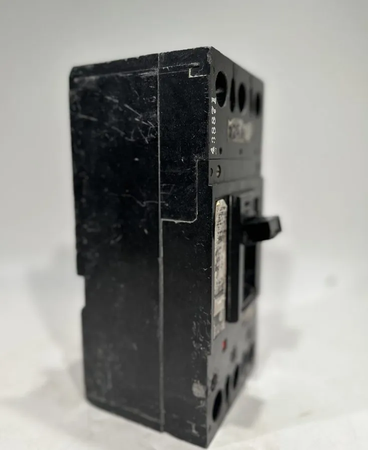 Автоматический выключатель ITE Gould FJ63B225 Circuit Breaker 225-Amp Type FJ6 3 — фото лота 1