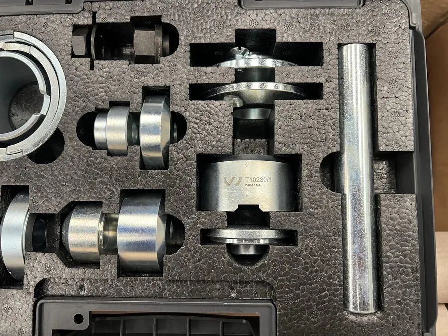 Оборудование ЧПУ Hydraulic Press Bushing Assembly Tool Kit Model T10230 VW AUDI  — фото лота 1