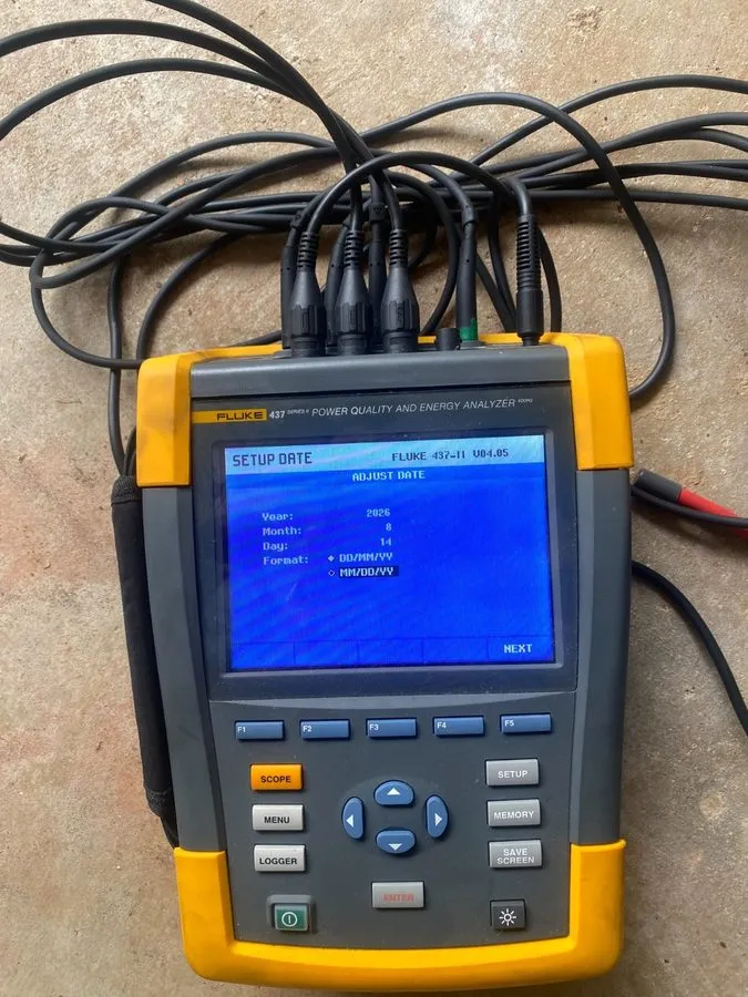 Анализатор Fluke 437-II 400Hz Three-Phase Power Quality and Energy Analyzer w/4e — фото лота 1