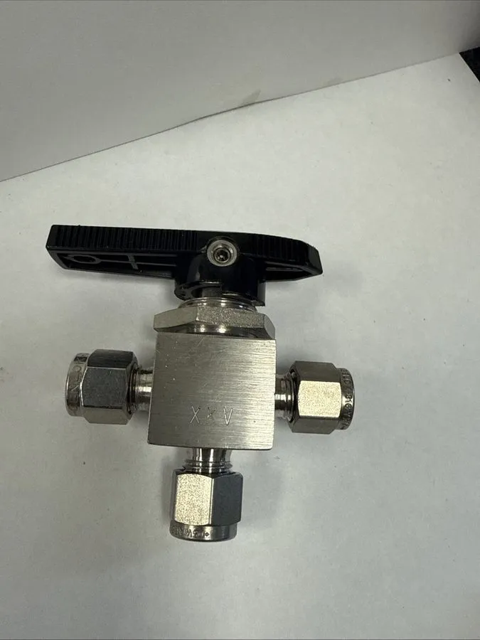 Клапан SWAGELOK SS-43GXS4 VALVE