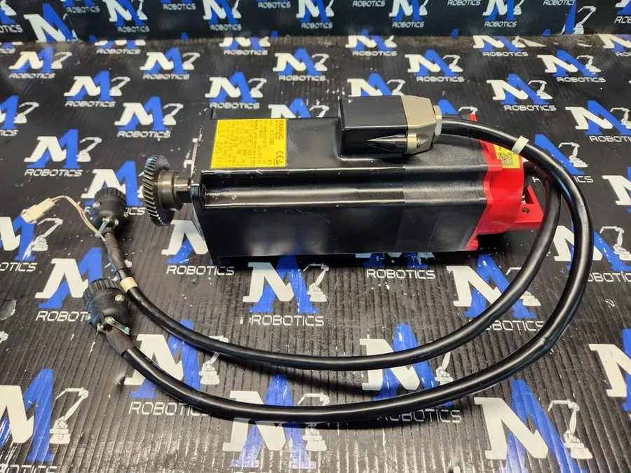 Серводвигатель FANUC AC Servo Motor 02/3000 A06B-0373-B175 0.5 kW 199V 3000RPM