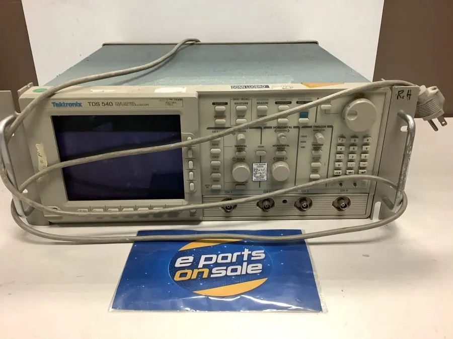 Осциллограф Tektronix TDS540 4 Channel, 500MHz 1GS/s Oscilloscope