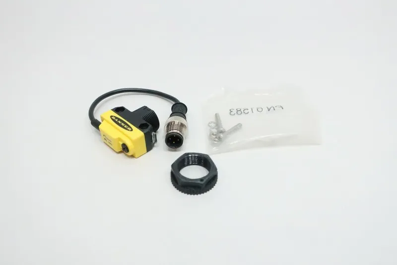Фотоэлектрический датчик Banner QS18VP6LPQ5 Photoelectric Sensor 10-30 VDC (TSC)