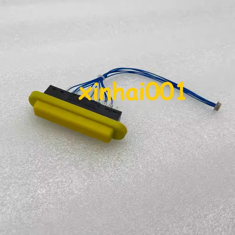 Робот A05B-2518-D008 Enable Switch harness FANUC robot teach Pendant