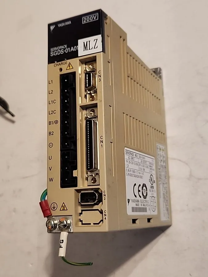 Сервопривод SGDS-01A01A