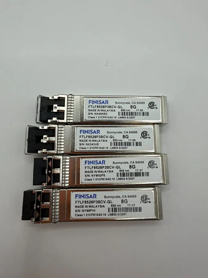 Трансивер FTLF8528P3BCV-QL Finisar 8.5Gbps 850nm SFP+ Transceiver Grade A
