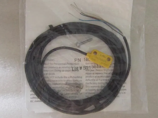 Фотоэлектрический датчик BANNER Q12AB6LP Photoelectric switch sensor