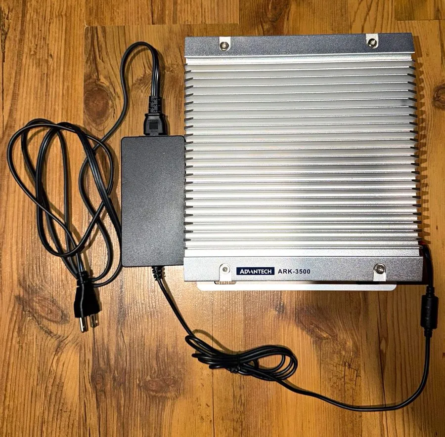 Промышленный компьютер Advantech ARK-3500 Fanless Industrial PC i7-3610QE 2.30GH