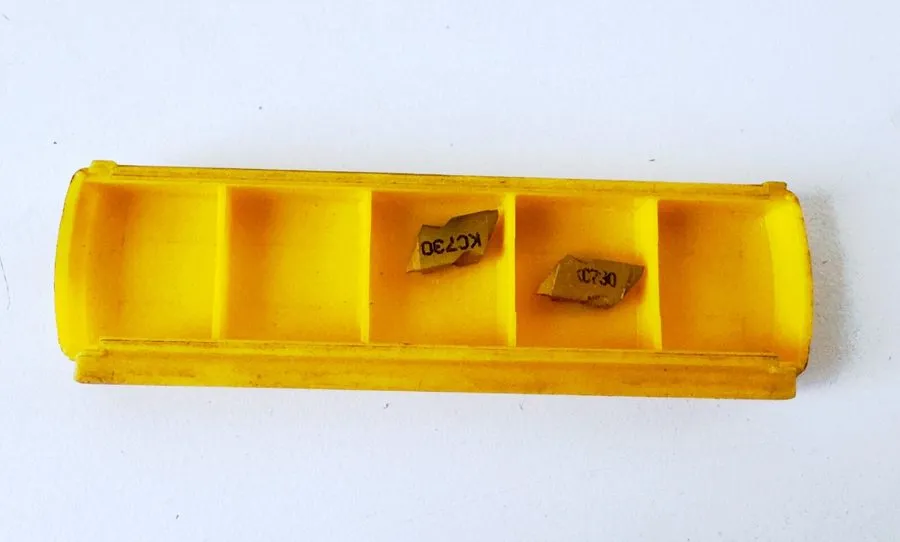 Режущий инструмент KENNAMETAL NG2047LK TOP NOTCH KC730 Carbide Grooving Insert T
