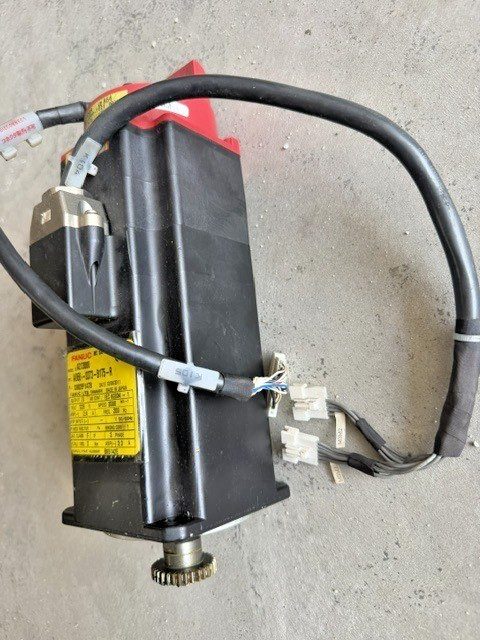 Серводвигатель Fanuc A06B0373B175R AC Servo Motor a2/3000 0.4kW 3000rpm