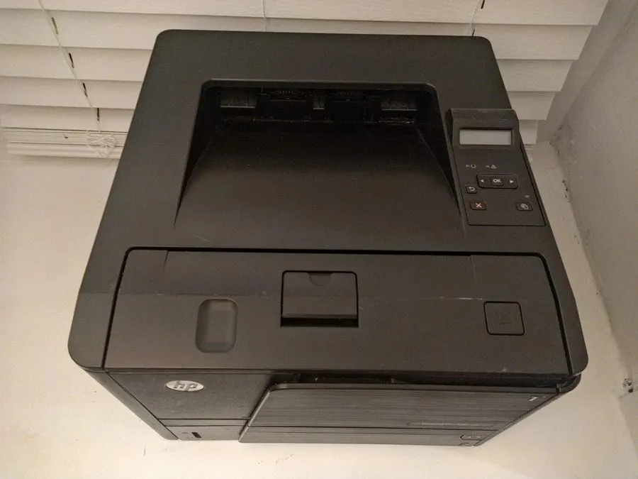 Лазерный принтер HP Laserjet M401n Laser printer Cleaned & Serviced & Toner