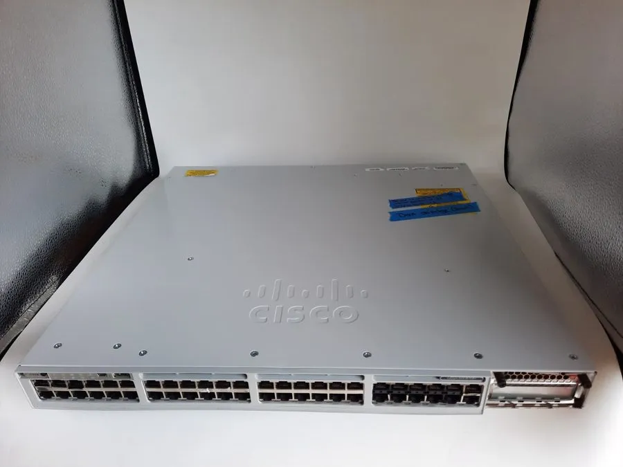 Коммутатор Cisco C9300-48P-A Cisco Catalyst 9300 48-port PoE+ 437W