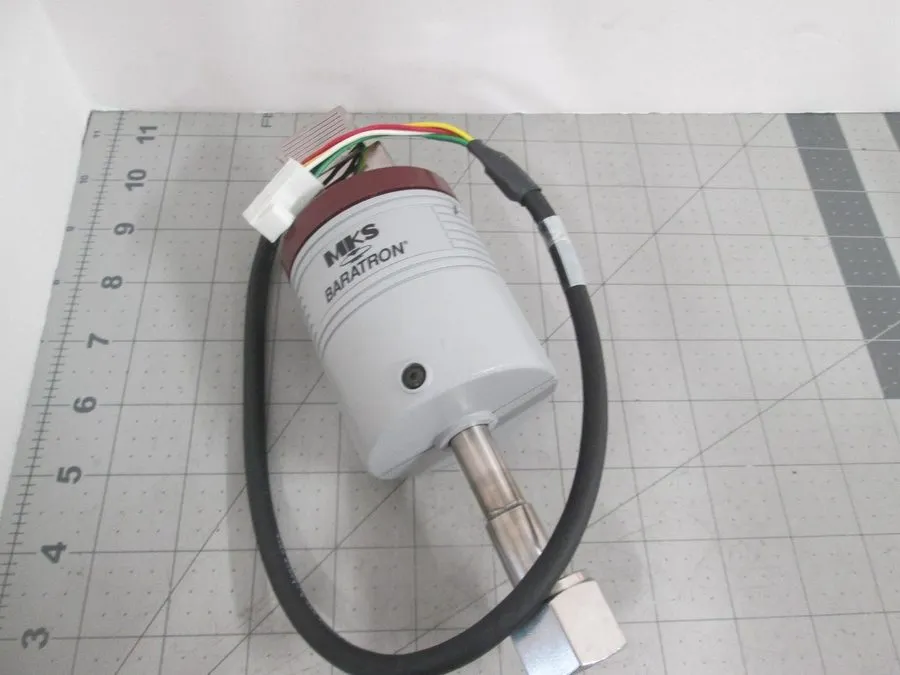Электронный компонент MKS Baratron, 626A13TBE, Type 626,1000 Torr Capacitance Ma — фото лота 1