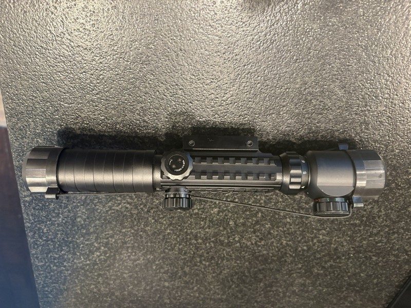 Оптико-электронная система UUQ 3-9X32EG 32mm Black Rifle Scope with laser