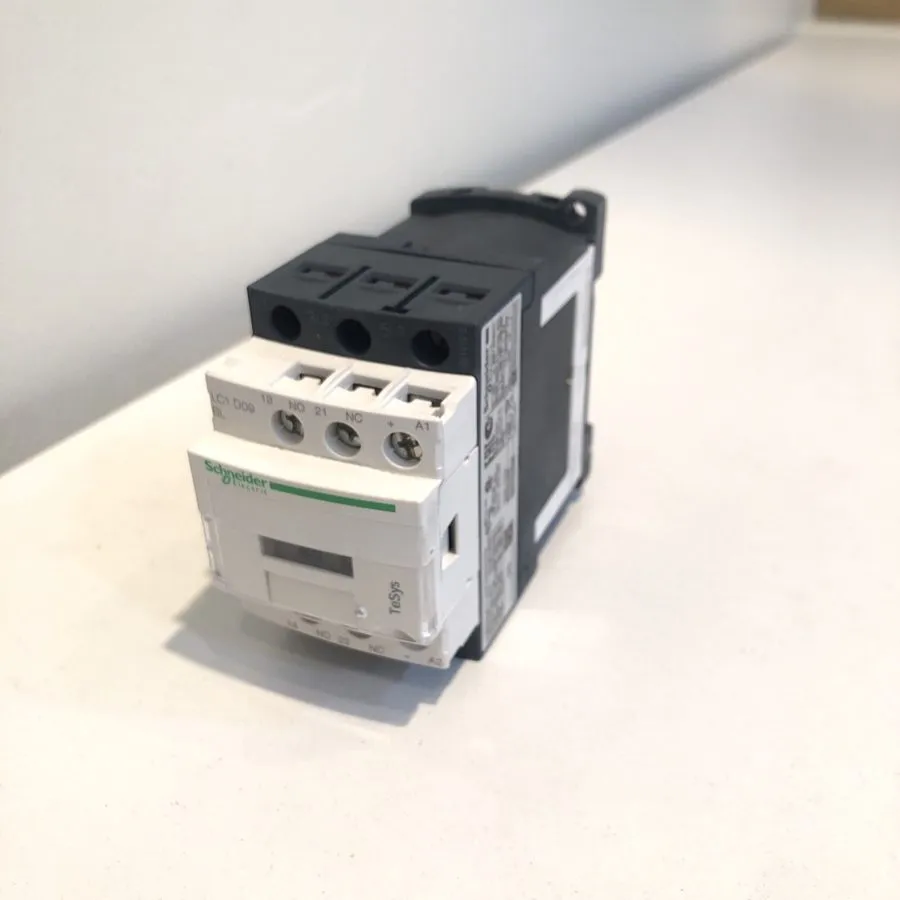 Контактор Schneider Electric LC1D09 TeSys Contactor 25A 690V 50/60Hz 6kV 3 Pole