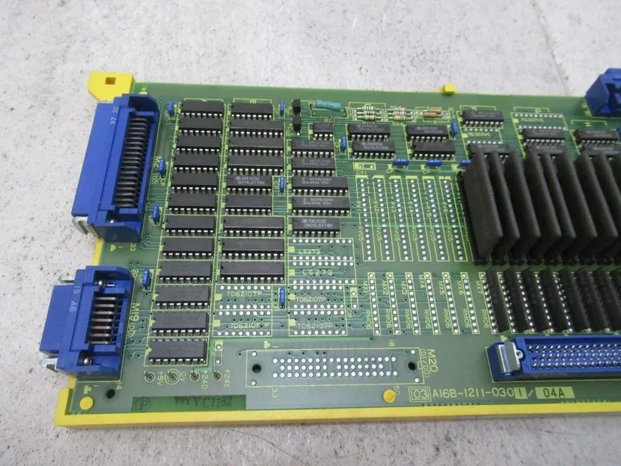 Плата ЧПУ FANUC A16b-1211-0301/04a Control Board