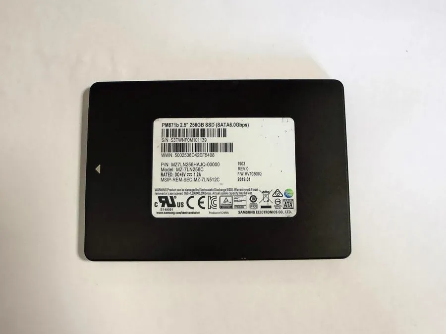 SSD-накопитель Mixed Samsung PM871b 256GB Solid State Drive SATA 2.5" MZ-7LN256C