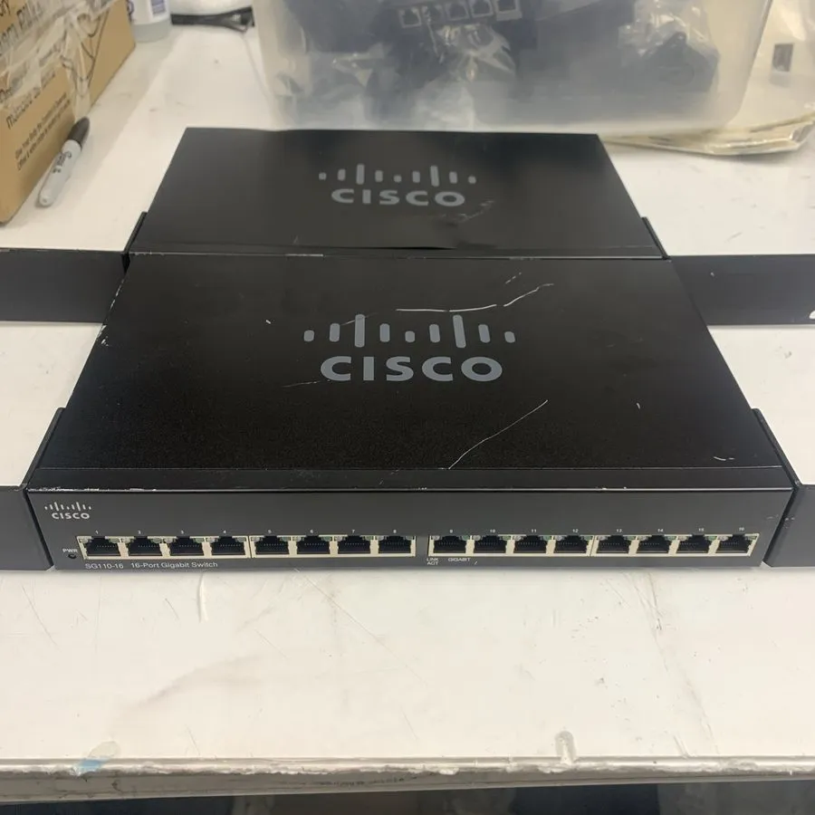 Коммутатор Cisco Small Business SG110-16 16-Port Gigabit Desktop Switch Excellen