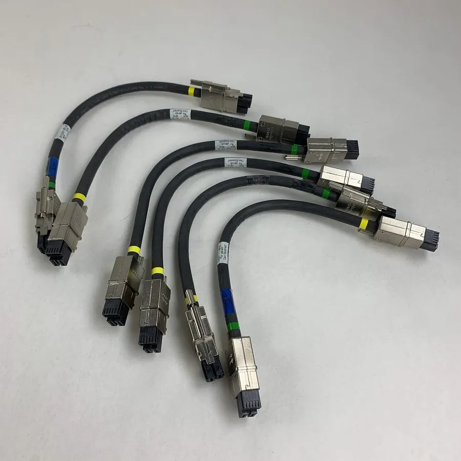 Коммутатор Cisco 37-1122-01 Stack Connection Data Network Interface Cable