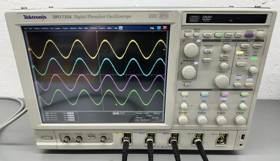 Осциллограф Tektronix DPO7254 Digita/l Phosphor Oscilloscope, 40GS/s 2.5GHz 4CH