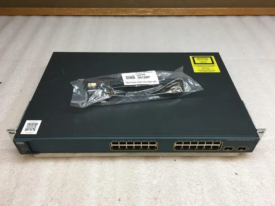 Коммутатор Cisco Catalyst WS-C3560-24PS-S 24-Port 10/100 POE Fast Ethernet Switc
