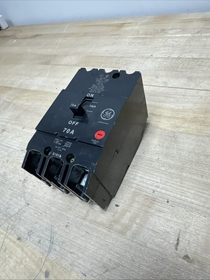 Автоматический выключатель ABB / General Electric GE TEY370 3p 70a 480v Circuit 