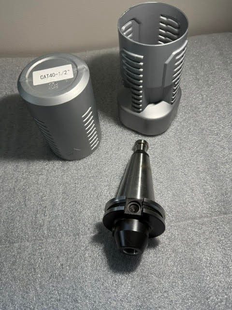 Режущий инструмент CAT40-SLN 1" End Mill Holder w/thru coolant pull tab — фото лота 2