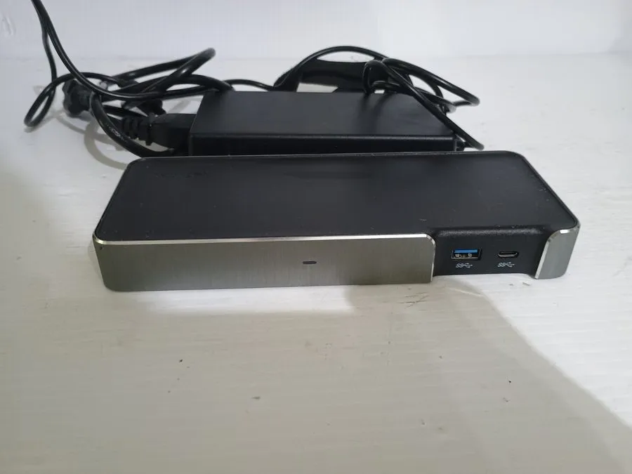 Док-станция Kensington SD5200T Thunderbolt 3 Dual Monitor 85W Docking Station (M