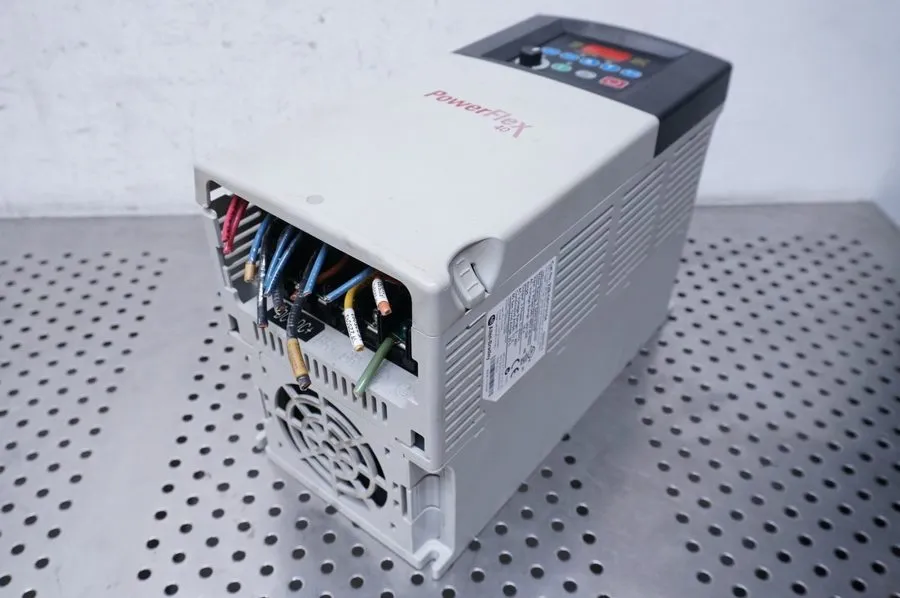 Частотный преобразователь Allen Bradley 22B-D017N104 PowerFlex 40 7.5kW 10HP AC