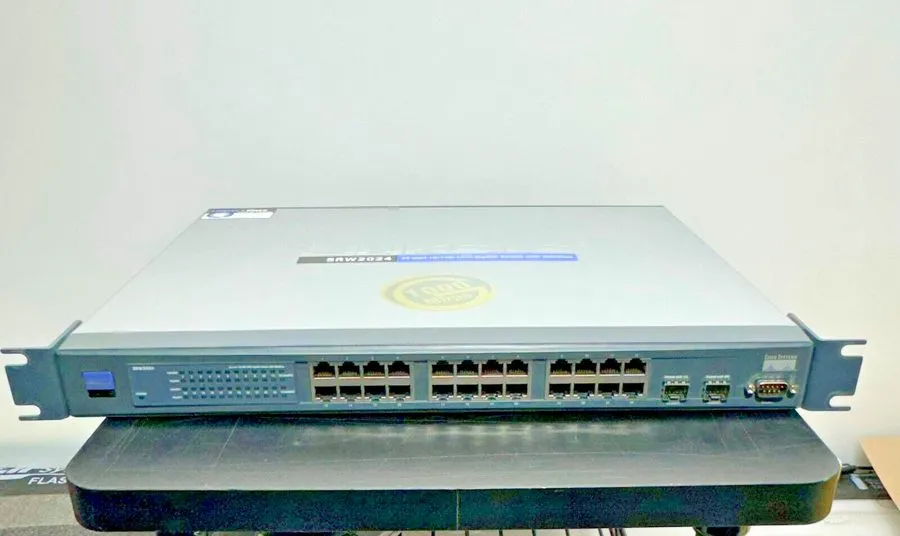 Коммутатор Linksys SRW2024 24 Port 10/100/1000 Gigabit Ethernet Network Switch