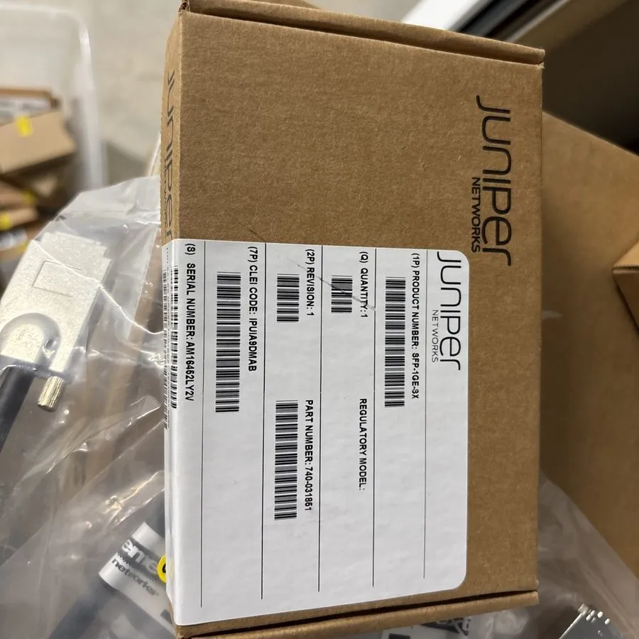 Трансивер Juniper SFP-1GE-SX 1000Base-SX LC Duplex MMF Transceiver 740-031851