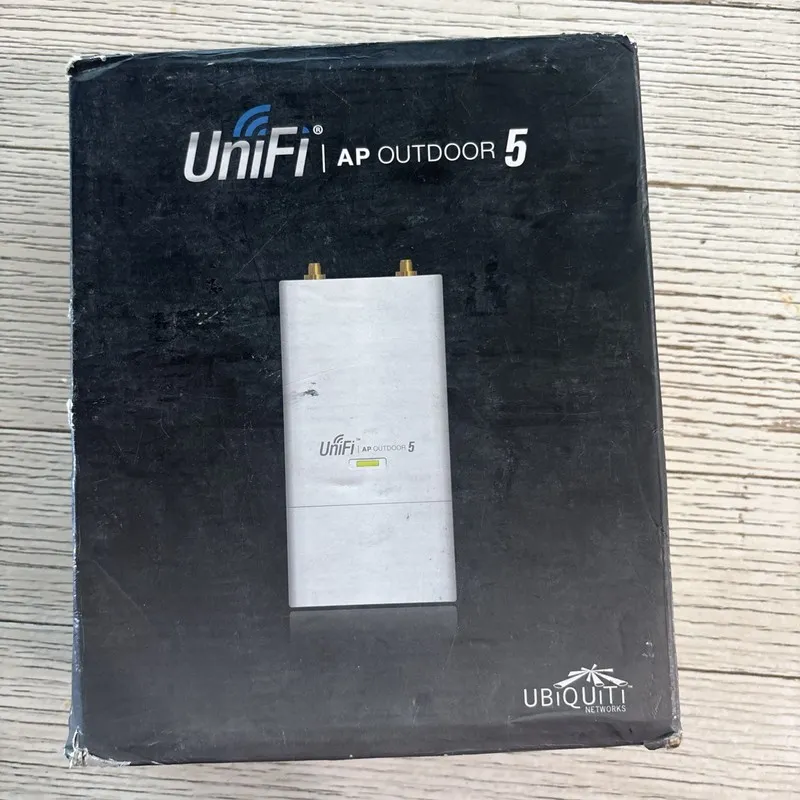 Точка доступа Wi-Fi Ubiquiti UniFi AP Outdoor 5 GHz Wireless Access Point UAP-Ou
