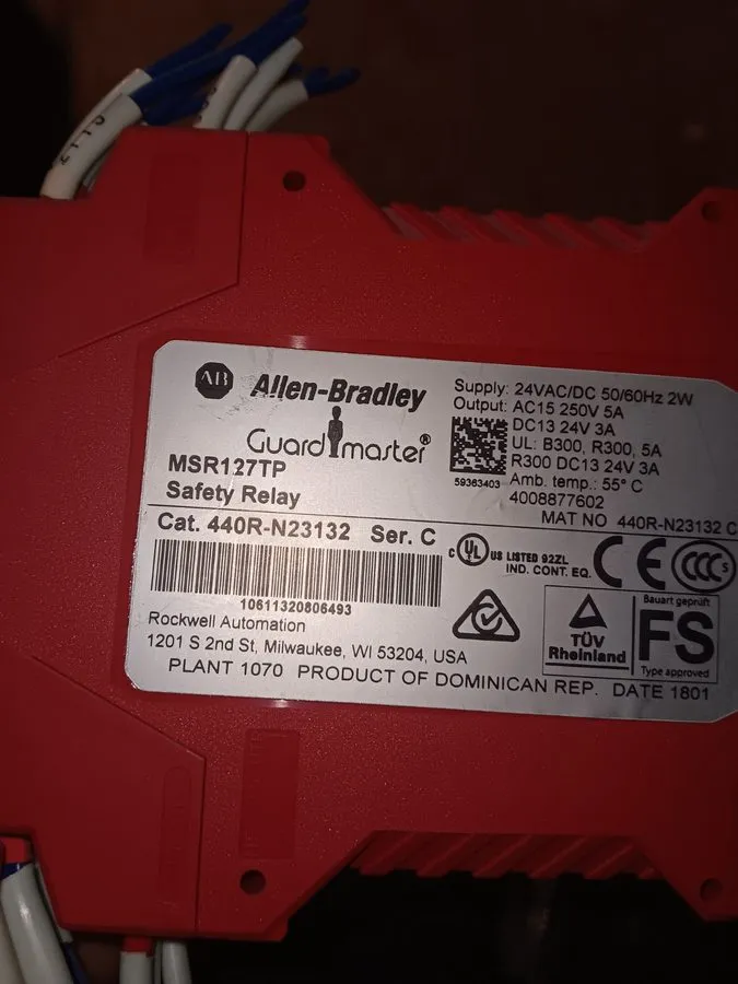 Реле безопасности Allen Bradley MSR127TP (440RN23132) Safety Relay, 24VAC
