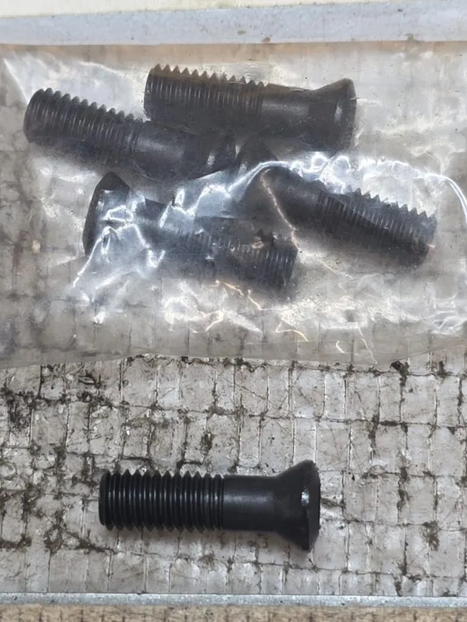 Режущий инструмент KENNAMETAL INSERT SCREWS MS1571PKG 7548CE1 1023410 bag — фото лота 2
