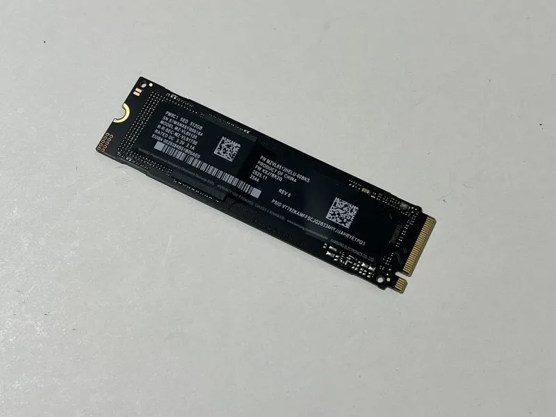 SSD-накопитель Samsung PM9C1 512GB MZ-VL85120 NVMe MZVL8512HELU SSD — фото лота 2