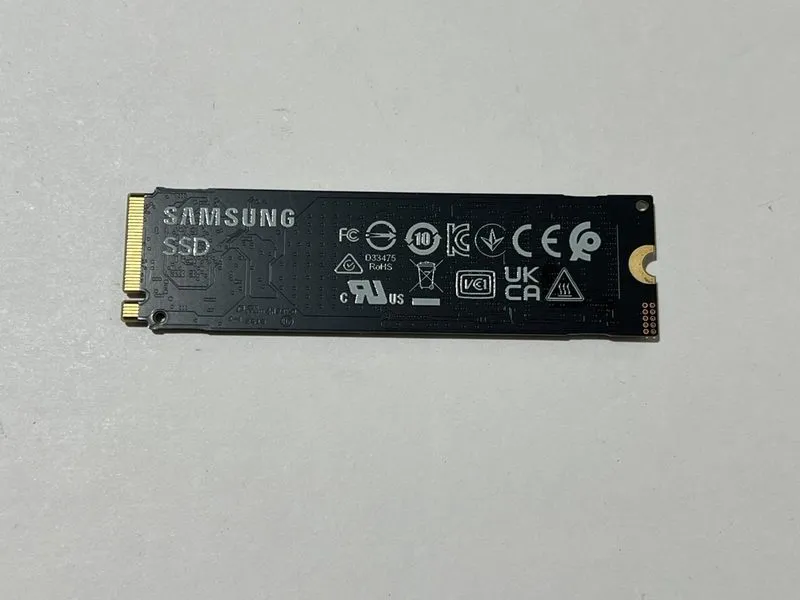 SSD-накопитель Samsung PM9C1 512GB MZ-VL85120 NVMe MZVL8512HELU SSD — фото лота 3