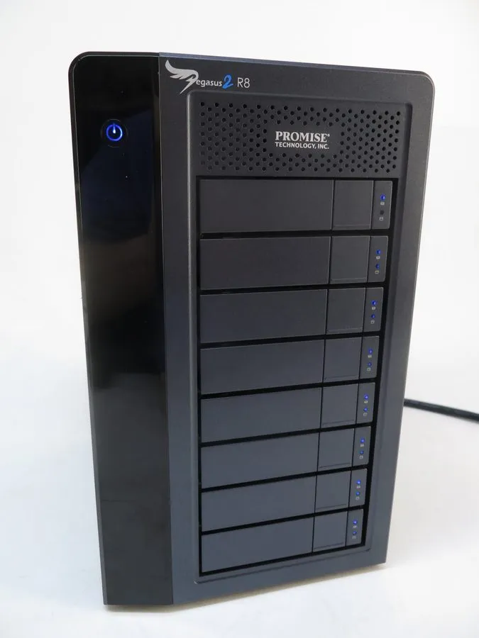 СХД PROMISE PEGASUS2 R4 Thunderbolt 2 RAID Storage Array Missing 4x sleds
