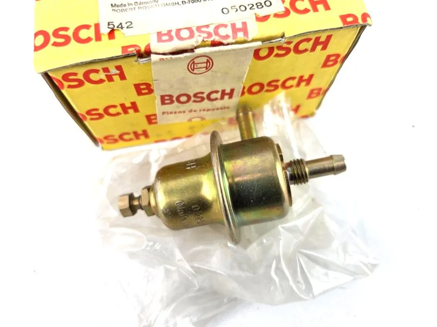 Клапан Porsche 912 914 BOSCH Fuel Pressure Regulator Control Valve 0280160001