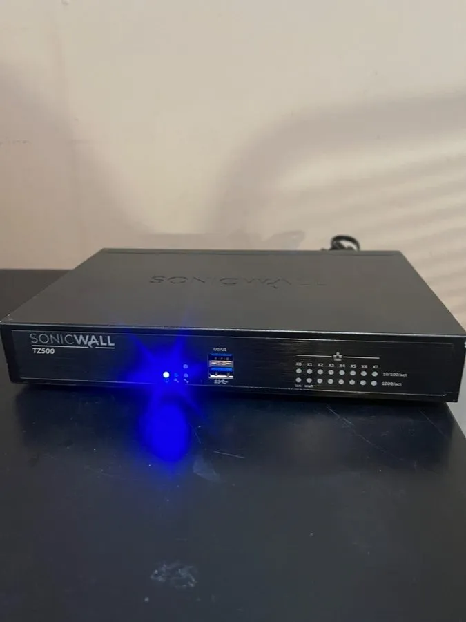Межсетевой экран Dell SonicWall TZ500 APL29-0B6 RJ-45 Firewall Device Incl PoE I