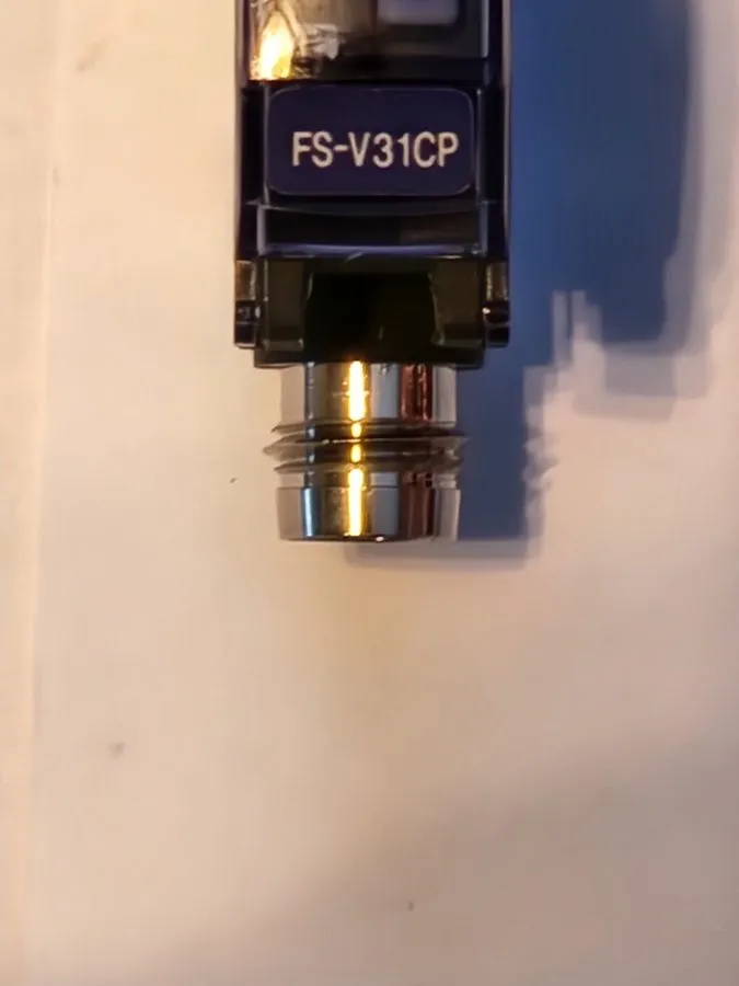 Датчик Keyence FS-V31CP Fiber Optic Sensor Amplifier