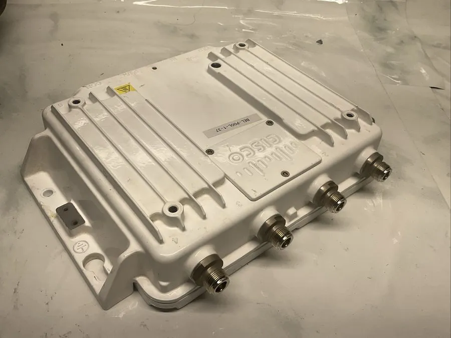 Точка доступа Wi-Fi Cisco IW3702-4E-B-K9 Outdoor Wireless Wireless. L-83 — фото лота 2