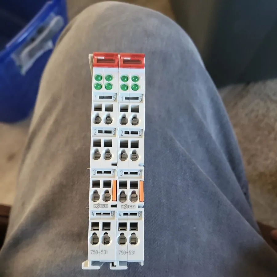 Модуль ввода-вывода Wago 750-531 digital output module 24v dc 0.5a — фото лота 1