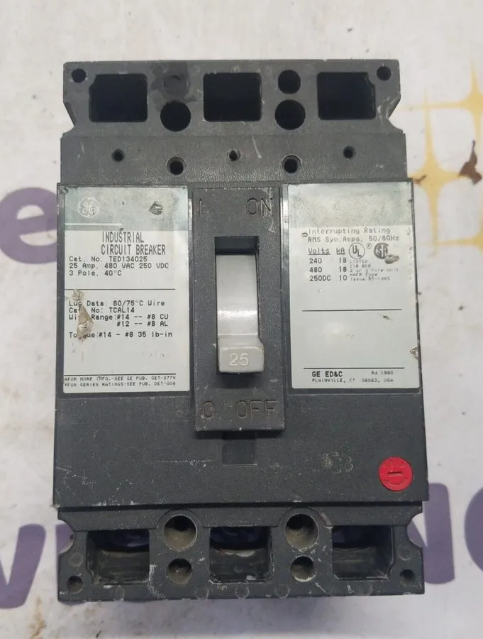 Автоматический выключатель General Electric TED134025 Circuit Breaker 25A 3P 480