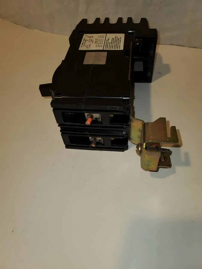 Автоматический выключатель Square D FA24020AC I-Line Molded Case Circuit Breaker — фото лота 2