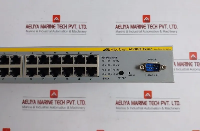 Коммутатор Allied Telesis AT-8000S/24 Network Switch 100-240V AC 1.5A 50-60Hz 24