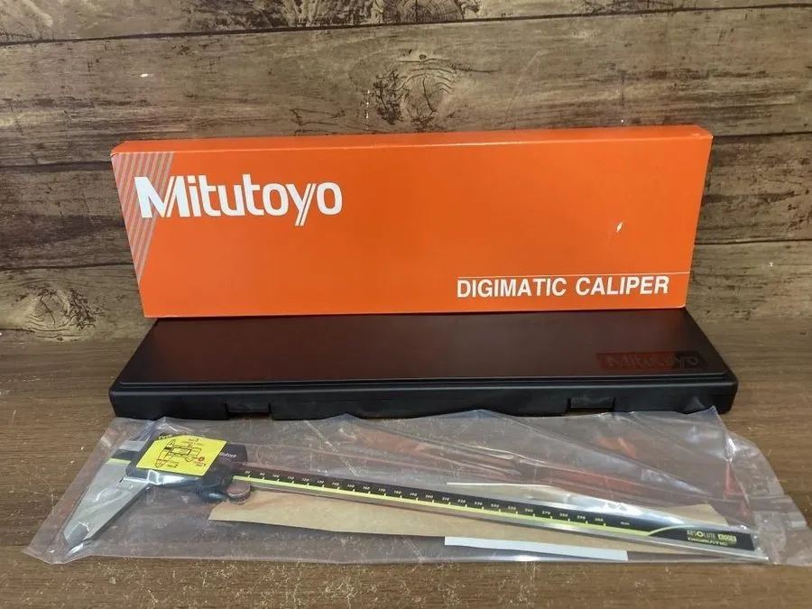 Штангенциркуль Mitutoyo CD-30AX 500-153-30 Digimatic Caliper 0-300mm Fast