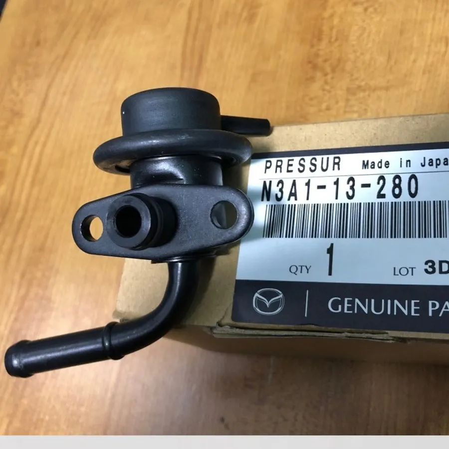 Трубопроводная арматура N3A1-13-280 Mazda Fuel Injection Pressure Regulator