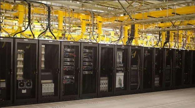 Процессор Dell Poweredge R620 R610 R630 R420 R410 Server COLOCATION with 1 Gbps