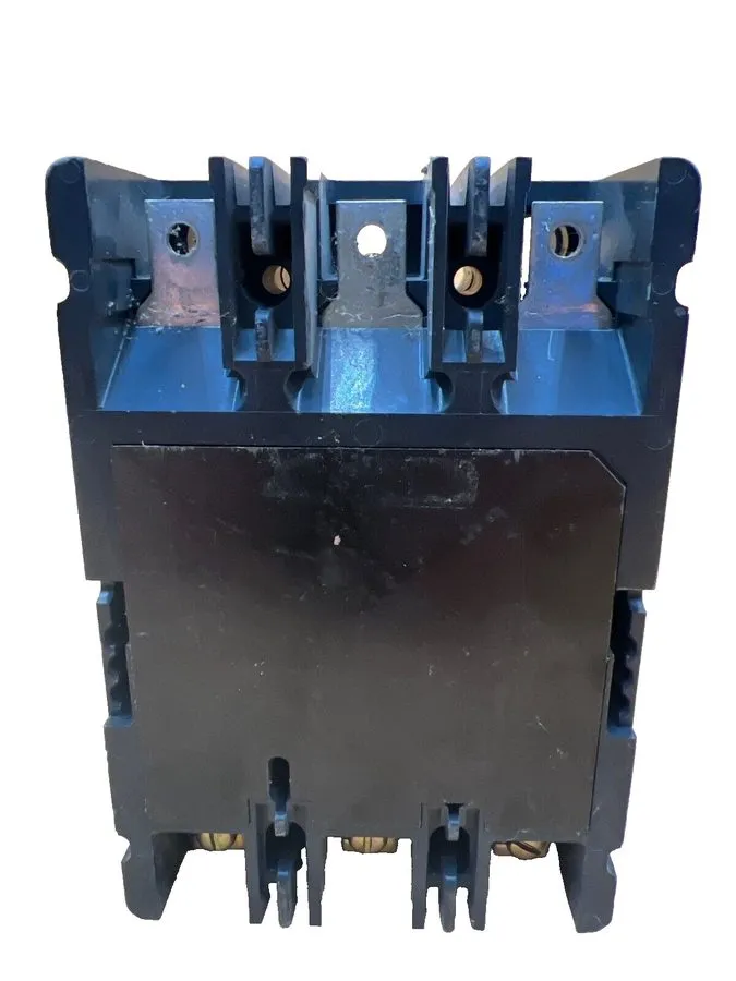 Автоматический выключатель Eaton EHD3070 3 pole 70 amp EHD 14kA@480v EHD14k Circ