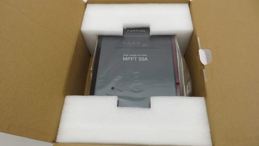 Аккумулятор Furrion® #FSCC60PSW-BL 50A Wall Mount MPPT Solar Charge Controller #